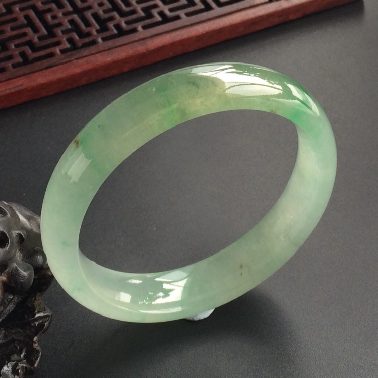 (超值推荐)冰种晴水飘翠手镯(52.5mm)