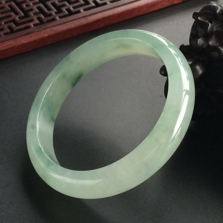 (超值推荐)冰种飘花手镯(53.6mm)