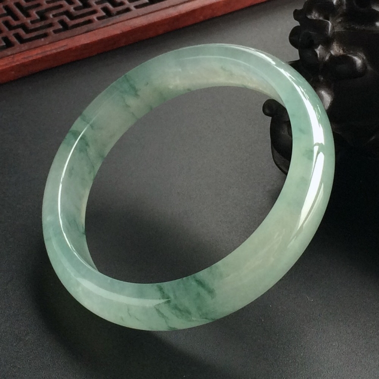 (超值推荐)冰种飘花手镯(57.5mm)