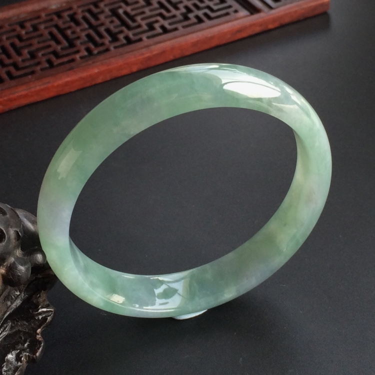 (超值推荐)糯冰种晴水手镯(58mm)