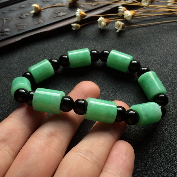 https://jdimg.jaadee.net//images/201609/goods_img/17458_1572770d8db.jpg