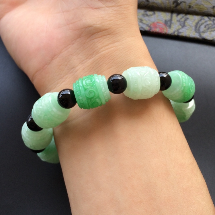 https://jdimg.jaadee.net//images/201609/goods_img/17687_d688e272b6b.jpg