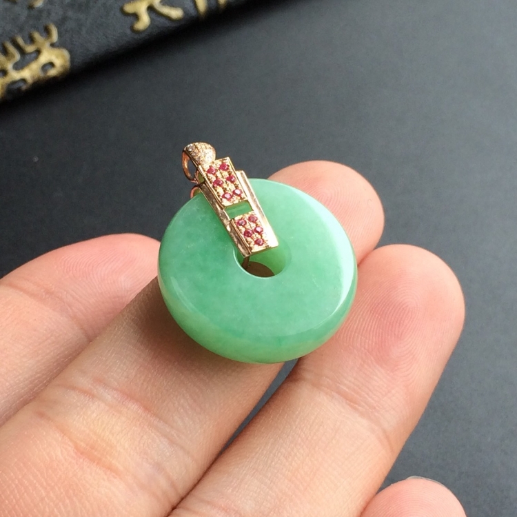 https://jdimg.jaadee.net//images/201609/goods_img/17884_d68ec93da1d.jpg