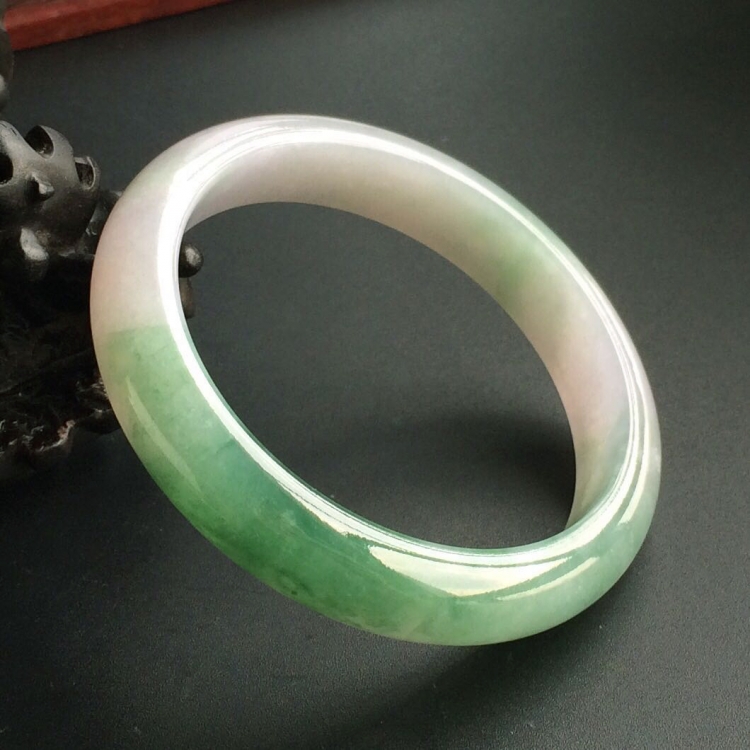 (超值推荐)糯冰种飘花略带淡紫罗兰手镯(58.2mm)