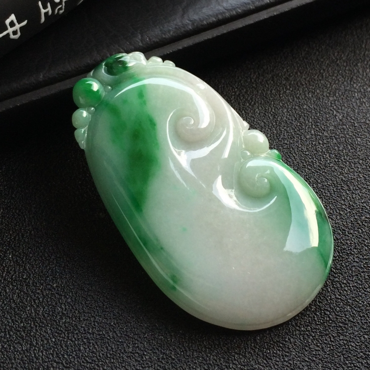 （超值推荐）糯冰种飘翠如意挂件