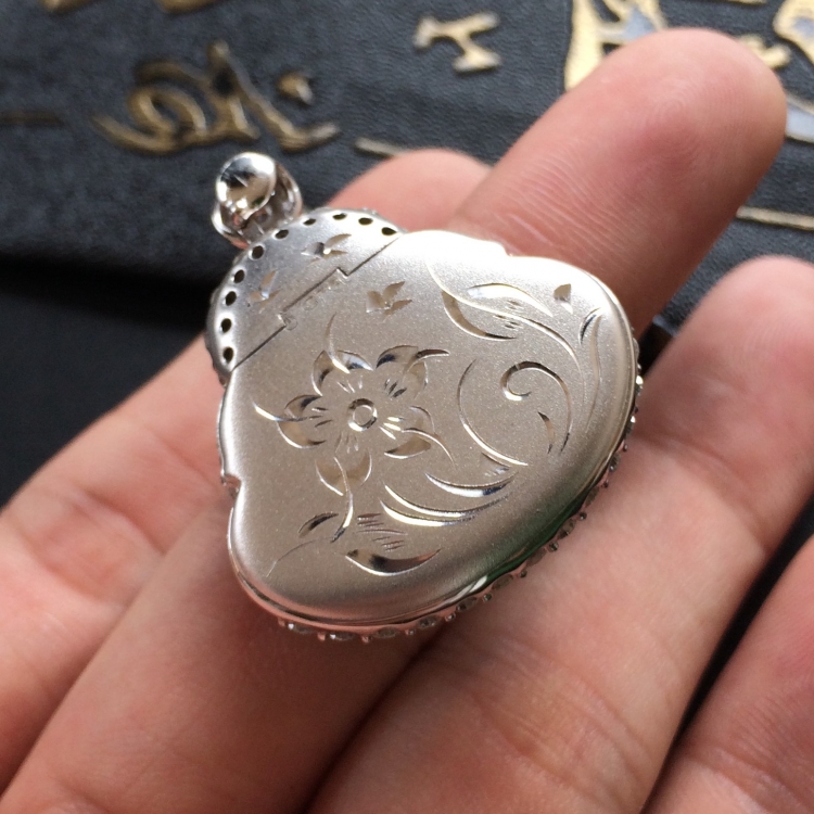 https://jdimg.jaadee.net//images/201609/goods_img/18124_d6953fff95f.jpg