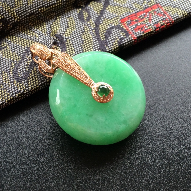 https://jdimg.jaadee.net//images/201609/goods_img/18129_d6956f26447.jpg
