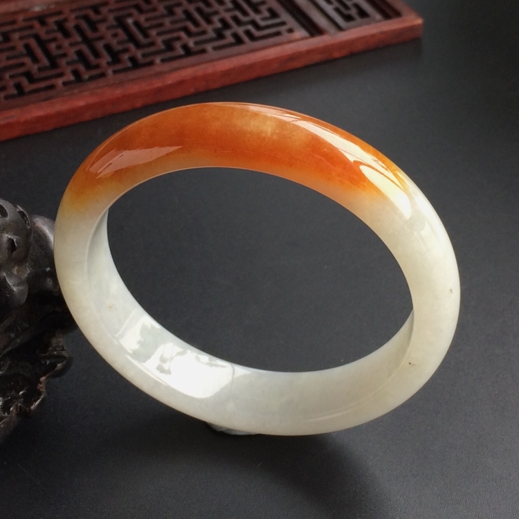 (超值推荐)糯冰种红黄翡手镯(54.5mm)
