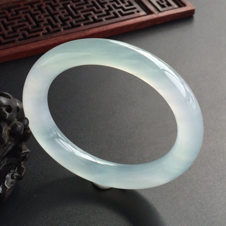 (超值推荐)冰种晴水圆条手镯(55.6mm)