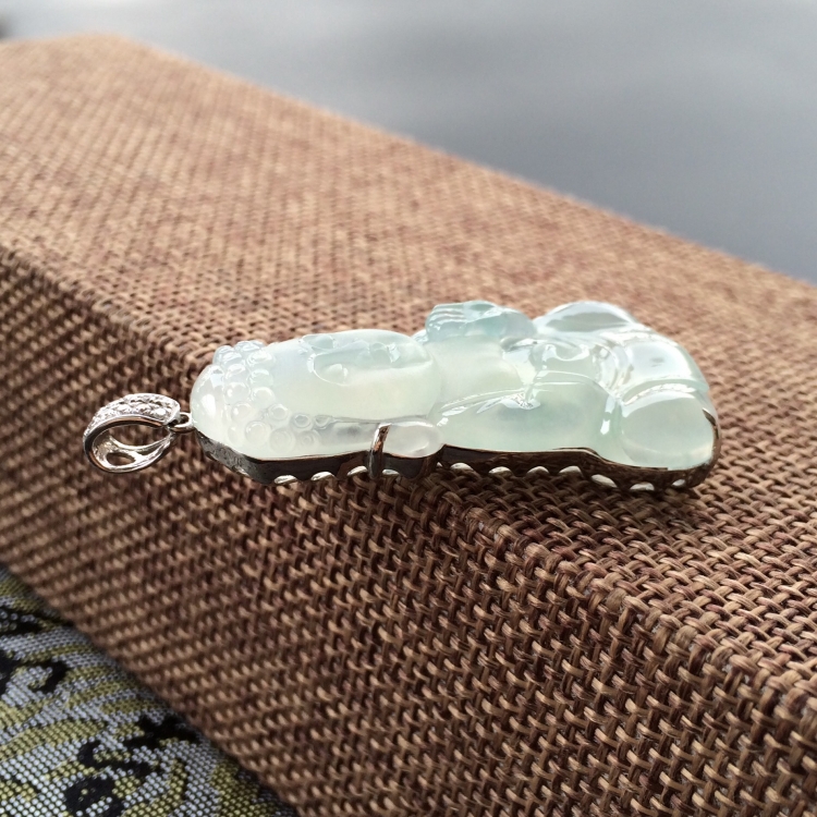 https://jdimg.jaadee.net//images/201609/goods_img/18261_1575a4e4417.jpg