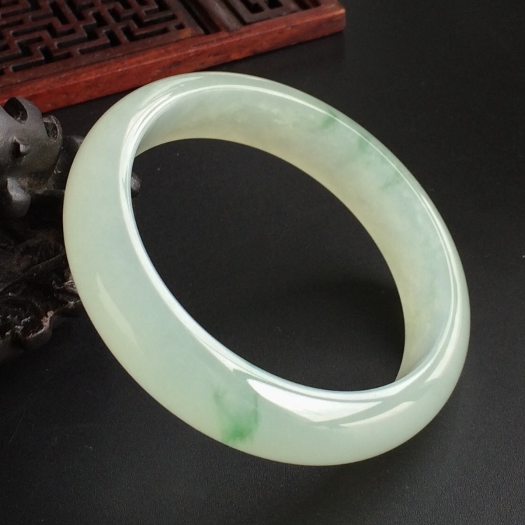 (超值推荐)糯冰种晴水飘花手镯(56.3mm)