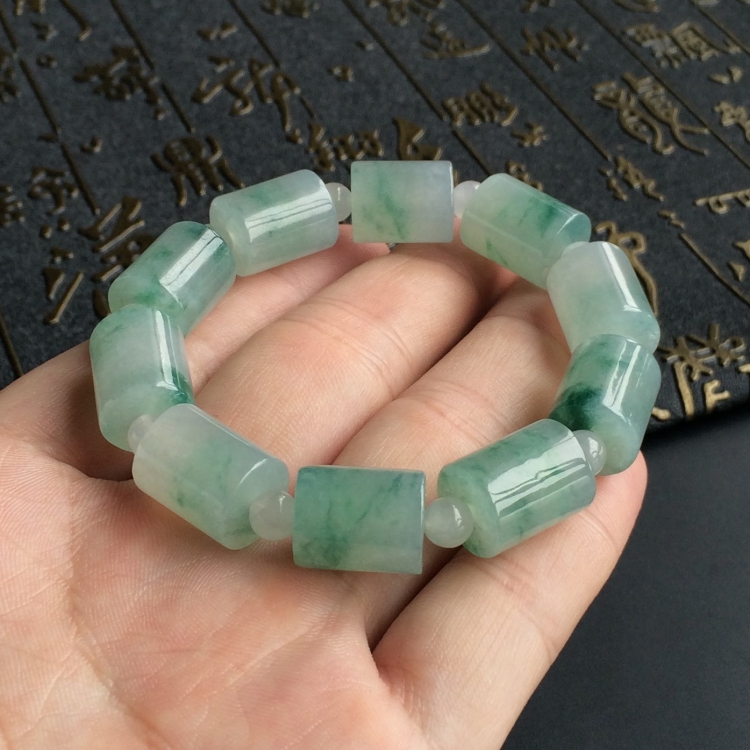 https://jdimg.jaadee.net//images/201609/goods_img/18700_d6a84980270.jpg