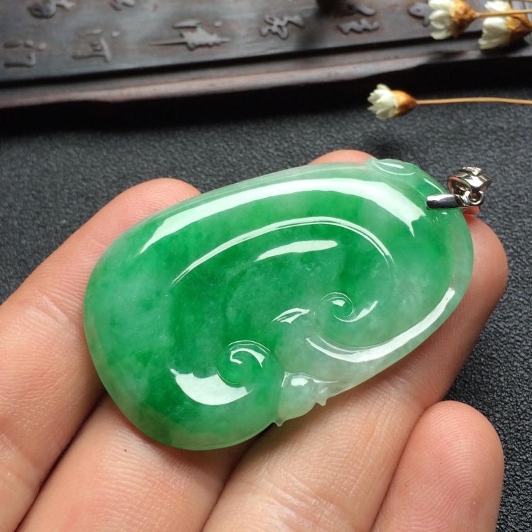 https://jdimg.jaadee.net//images/201610/goods_img/18911_d6c55cc3784.jpg