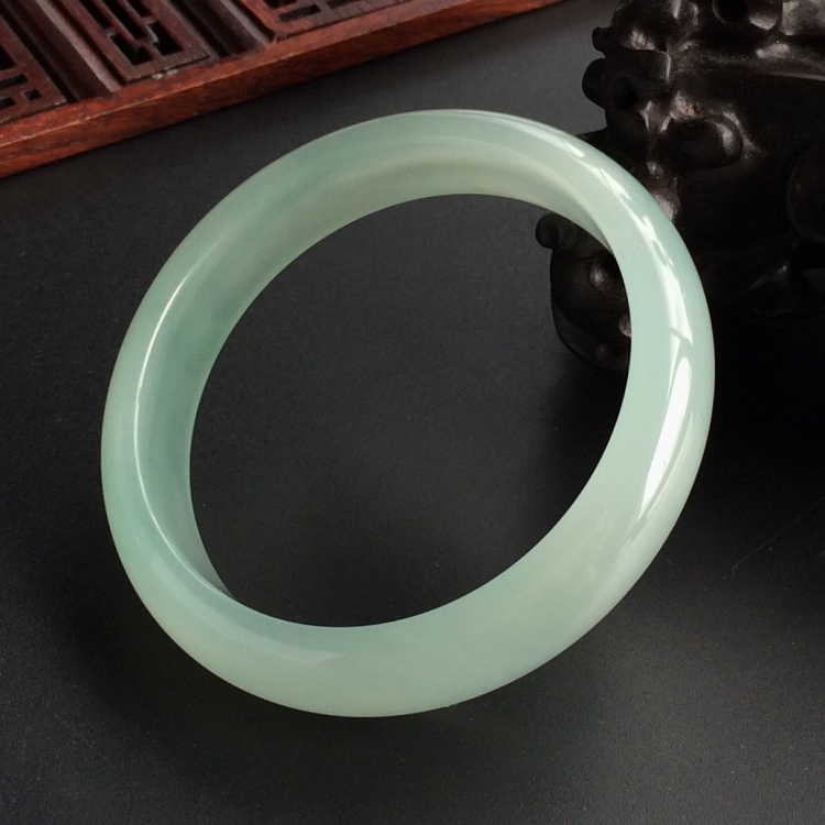 (超值推荐)冰种晴水手镯(57.1mm)