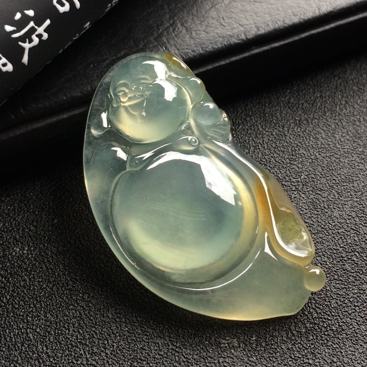 （超值推荐）冰种晴水略带黄翡逍遥佛挂件