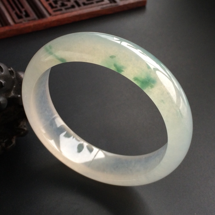 (超值推荐)冰种飘花手镯(56mm)