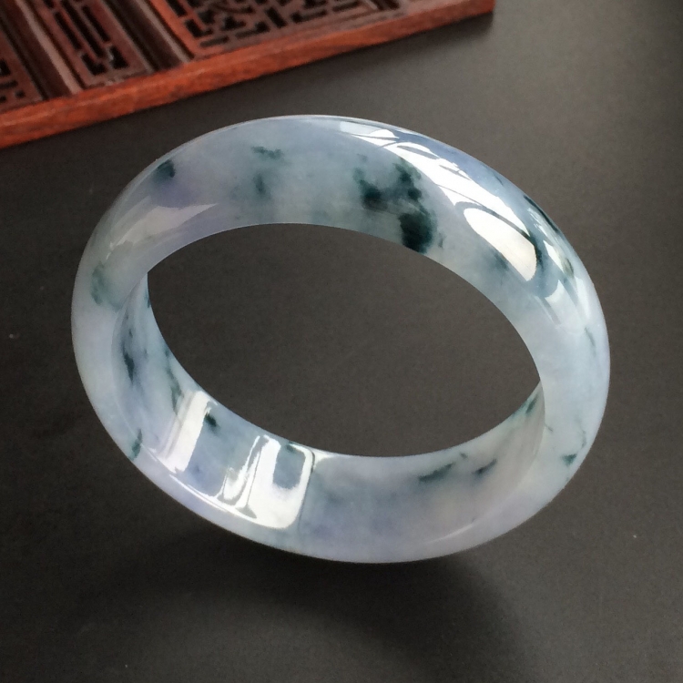 (超值推荐)糯冰种紫罗兰飘花手镯(56.8mm)