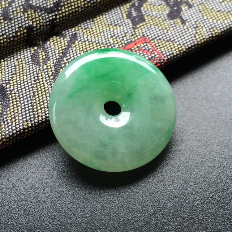 https://jdimg.jaadee.net//images/201610/goods_img/19587_d6d5cf9fa84.jpg