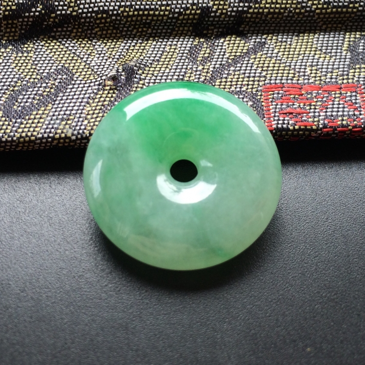 https://jdimg.jaadee.net//images/201610/goods_img/19587_d6d5cfa4906.jpg