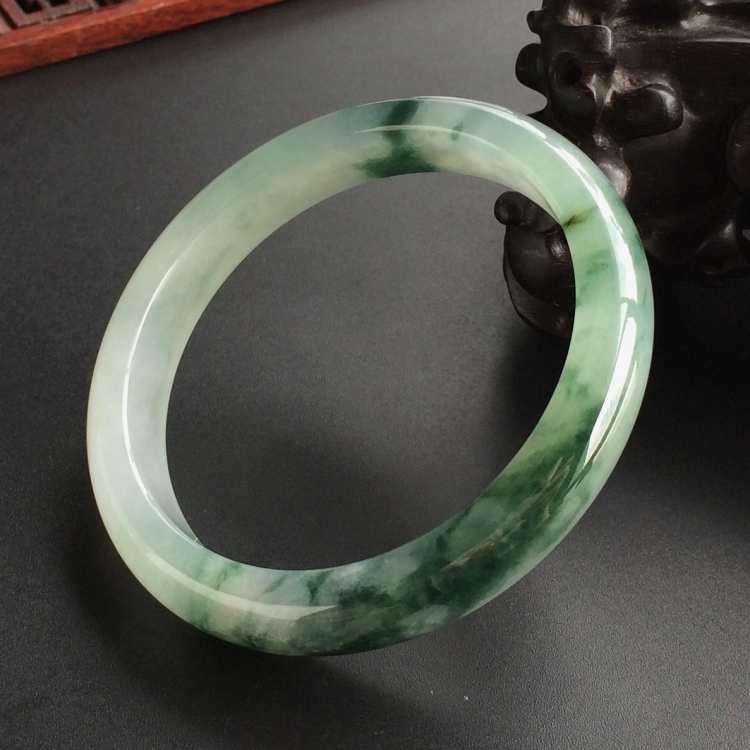 (超值推荐)糯冰种飘花手镯(55.6mm)