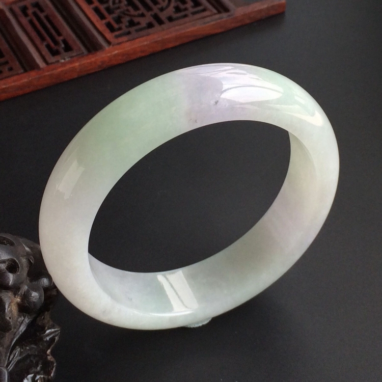 (超值推荐)糯冰种淡紫罗兰晴水手镯(57mm)