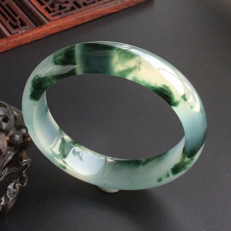 (超值推荐)冰种飘花手镯(58mm)