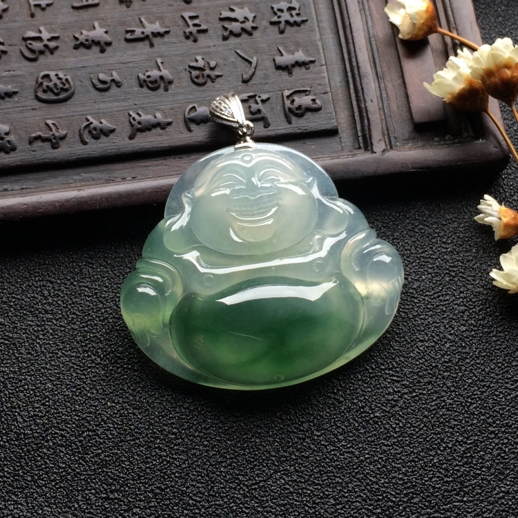 （超值推荐）冰种飘花玉佛挂件（金扣）