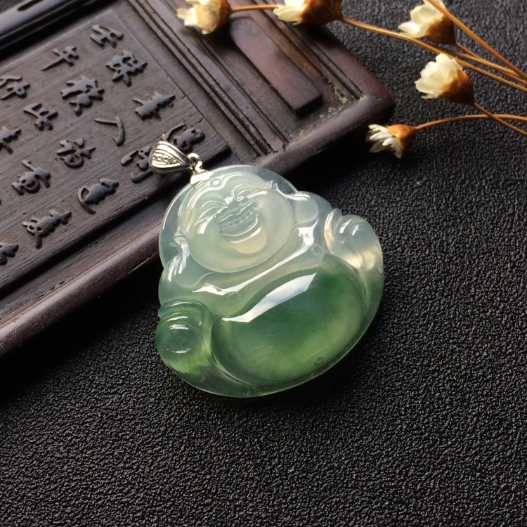 （超值推荐）冰种飘花玉佛挂件（金扣）