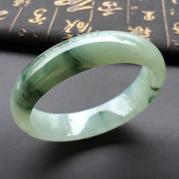 (超值推荐)糯冰种飘花手镯(59mm)