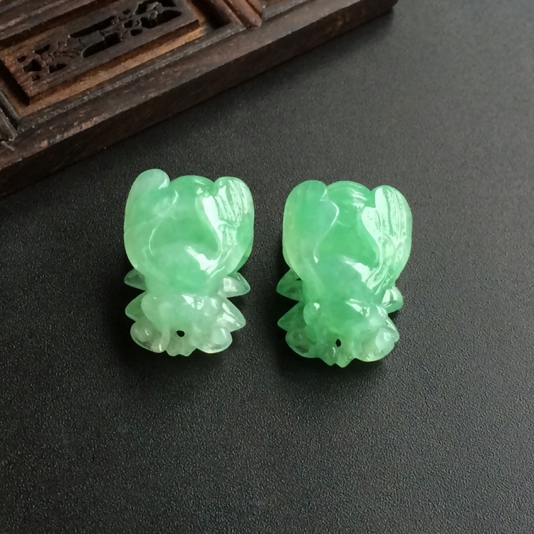 (超值推荐)糯冰种绿晴水甜甜蜜蜜挂件(一对)