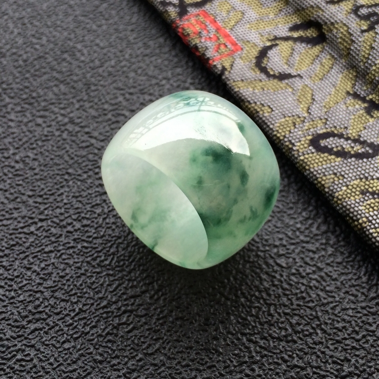 (超值推荐)冰种飘花指环/挂件