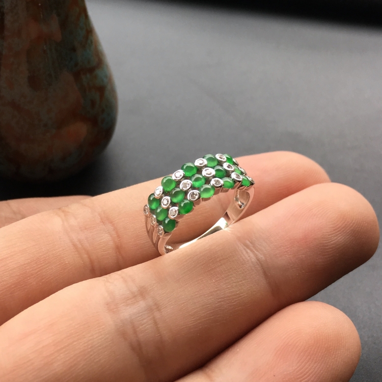 https://jdimg.jaadee.net//images/201610/goods_img/20440_2263c54597.jpg