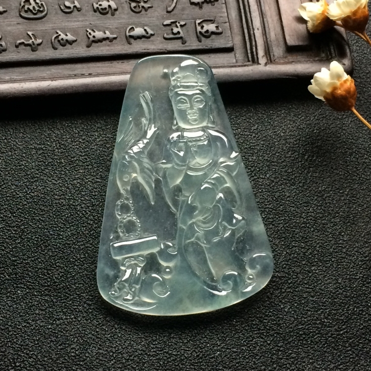 （超值推荐）冰玻种淡晴水观音挂件