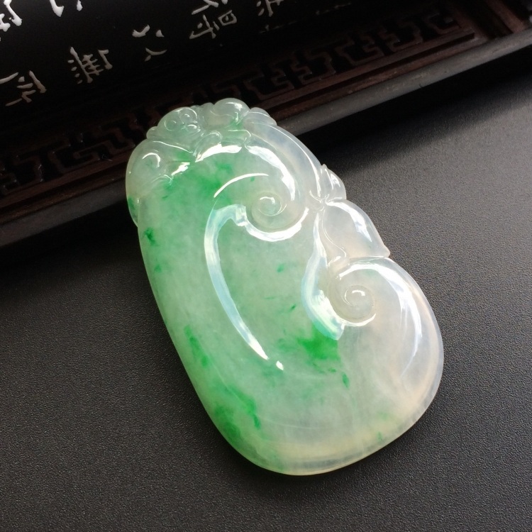 （超值推荐）糯冰种飘翠如意挂件