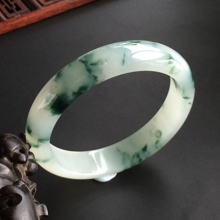 (超值推荐)糯冰种飘花手镯(57.7mm)