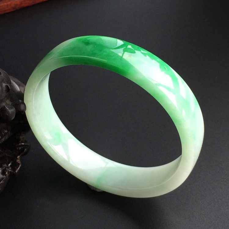 (超值推荐)糯冰种飘翠方条手镯(51mm)