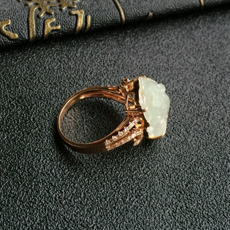 https://jdimg.jaadee.net//images/201610/goods_img/21554_d7104cfe25b.jpg
