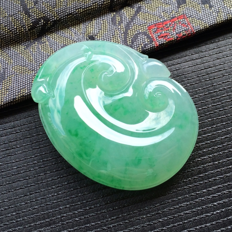 (超值推荐)糯冰种飘翠如意挂件