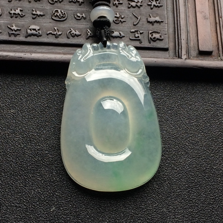 （超值推荐）冰种飘翠双龙如意挂件
