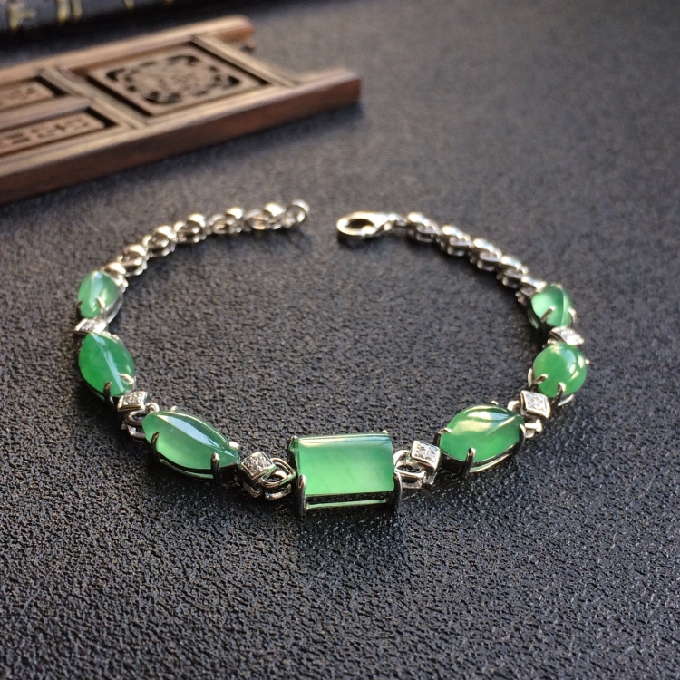 https://jdimg.jaadee.net//images/201611/goods_img/21790_d7169919e73.jpg