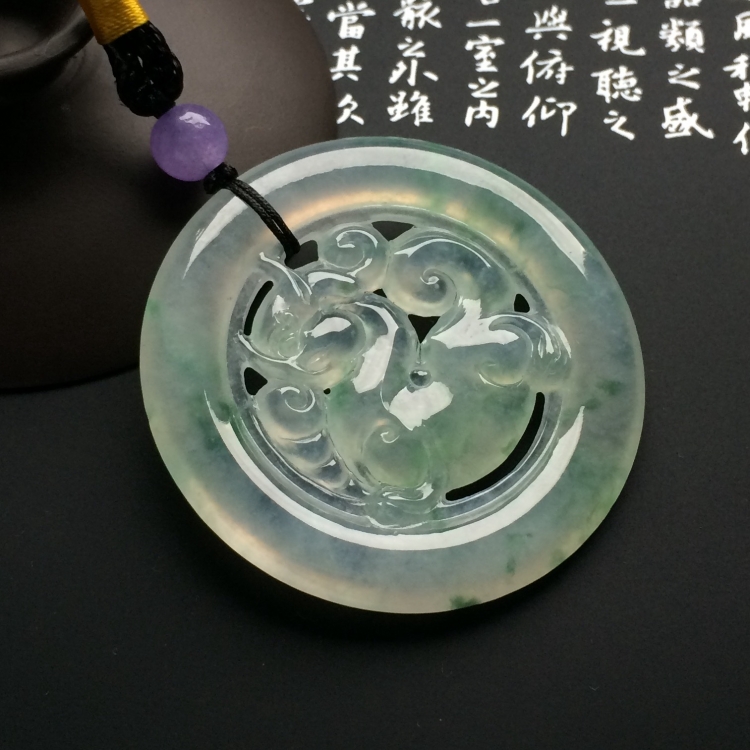 （超值推荐）冰种飘花麒麟牌挂件