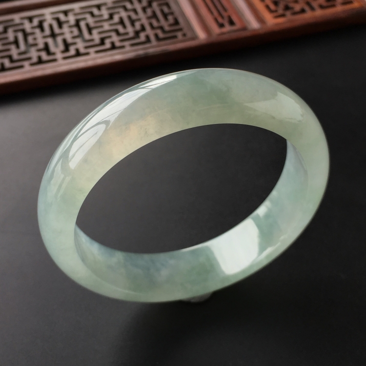 (超值推荐)冰种晴水手镯(57.5mm)