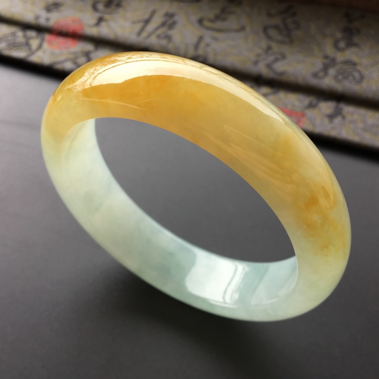 (超值推荐)糯冰种黄翡手镯(59mm)