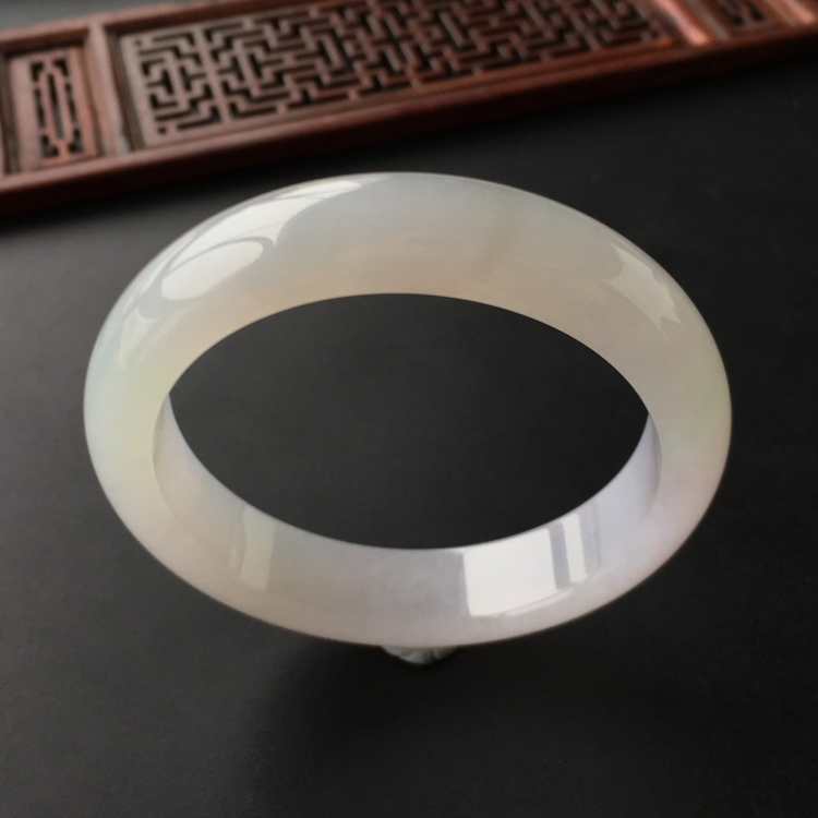 (超值推荐)糯冰种晴水手镯(57.5mm)