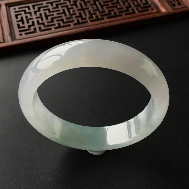 (超值推荐)冰种晴水手镯(57.5mm)