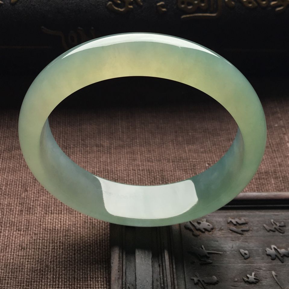 （超值推荐）冰种晴水手镯（57.9mm）