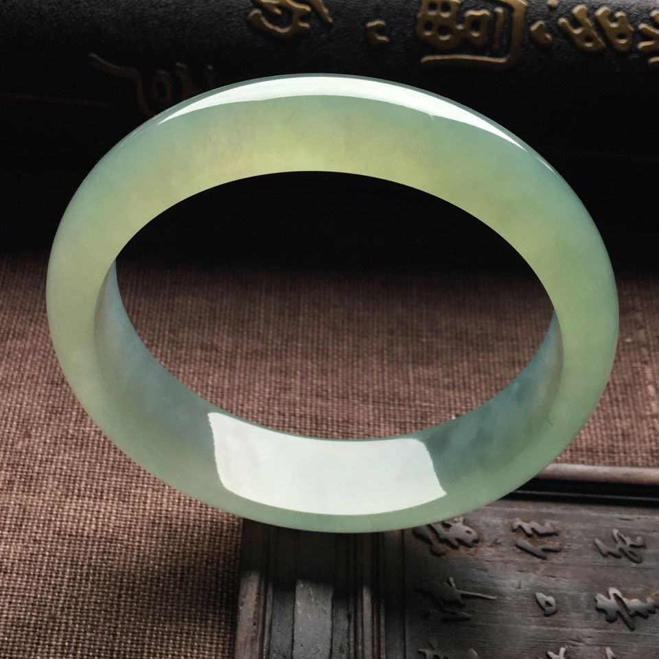（超值推荐）冰种晴水手镯（57.9mm）