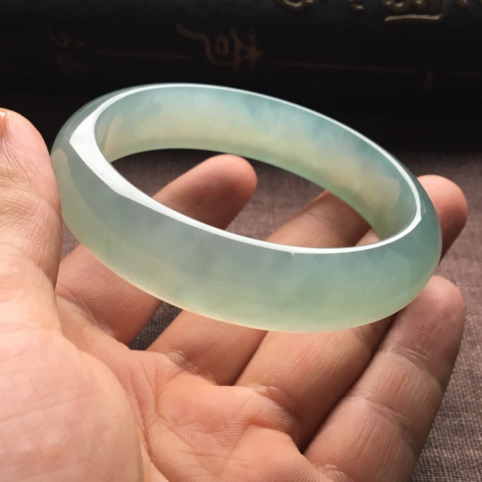 （超值推荐）冰种晴水手镯（57.9mm）
