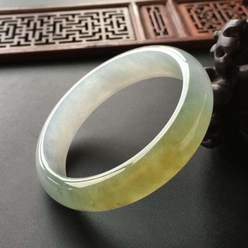 (超值推荐)冰种黄翡手镯(56mm)