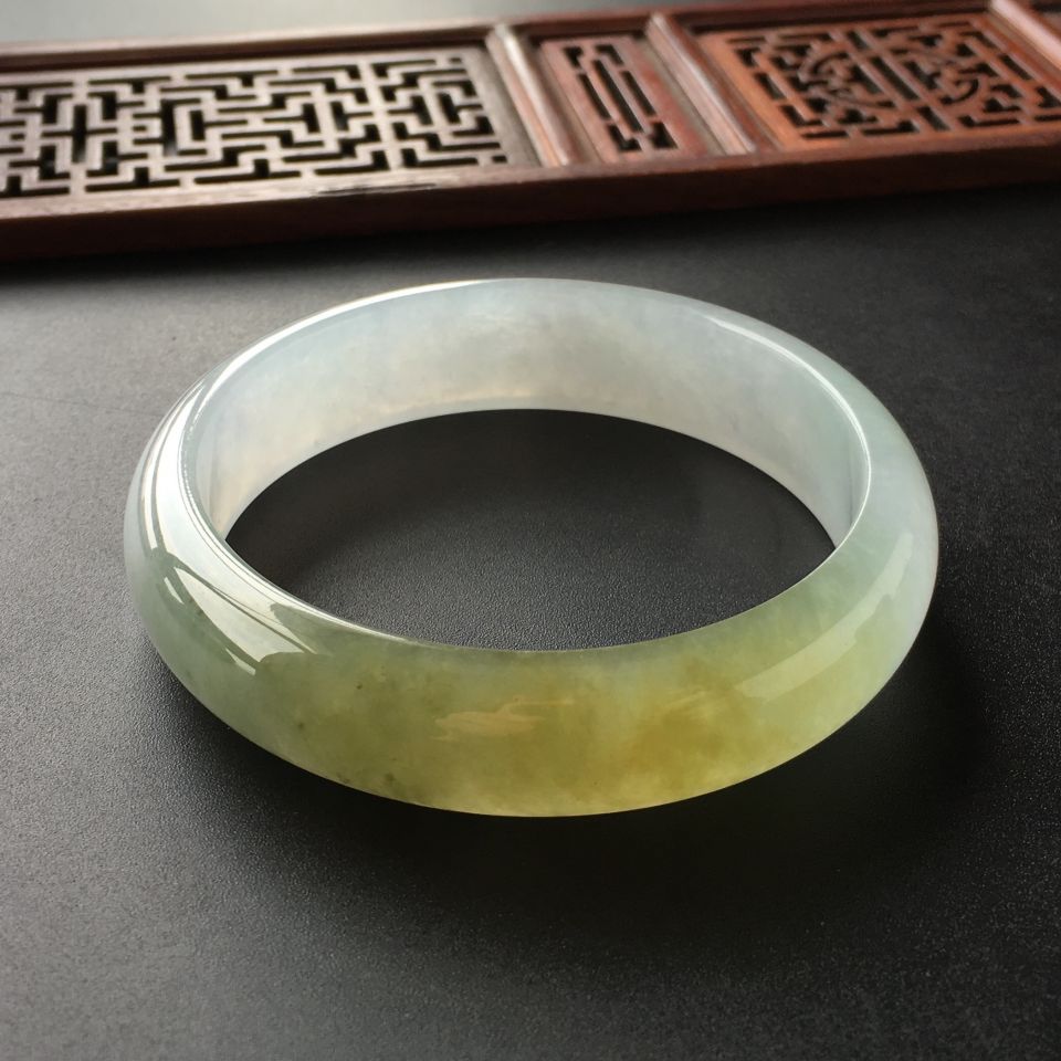 (超值推荐)冰种黄翡手镯(56mm)